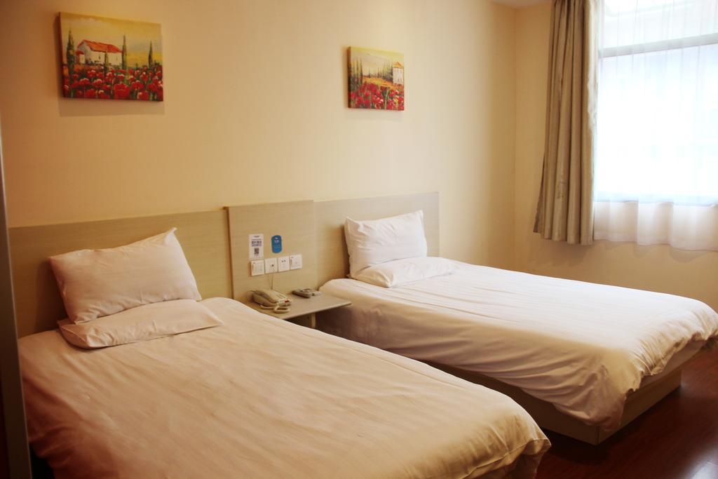 Hanting Express Qingdao Zhongshan Road Номер фото