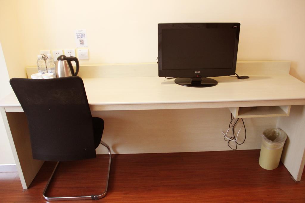 Hanting Express Qingdao Zhongshan Road Номер фото